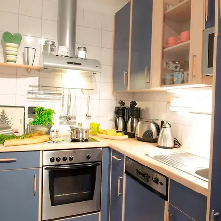 Charming In Near Seabeach * Fehmarn